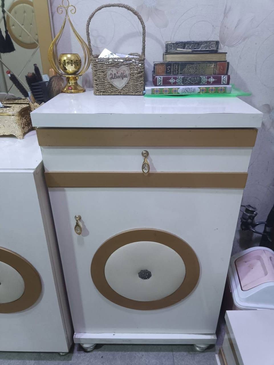 غرفه تركي الثقيل للبيع المكان بغداد السعر600 تفاصيل والرقم***********
