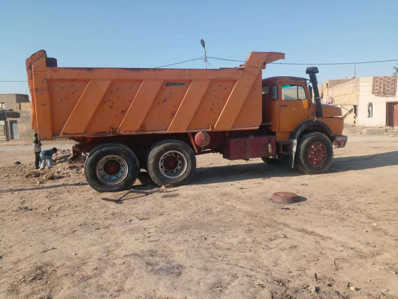 🔴اعادة النشر بسبب الوعود
موديل 75 كير 29 محرك 55 مجموعه جديده رقم دولي ذي قار بسمنه سنويه لل31 سياره جاهزه سعر مناسب 
رقم صاحب السياره ***********
