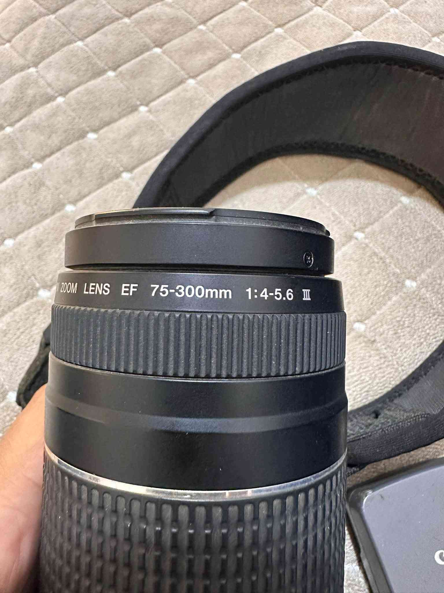 كانون 400D • 10.1 ميجابيكسل • عدسة 75-300 مم