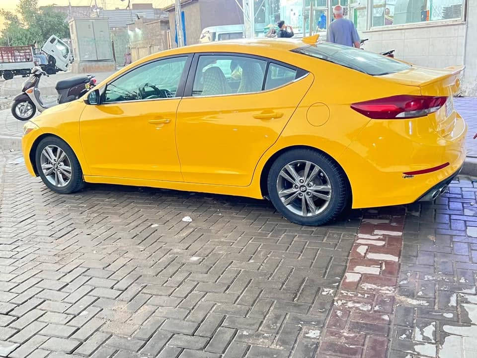 النترا موديل ٢٠١٧ 
وارد امريكي حادث بجم السياره متعوب عليهه 
عنوان السياره بغداد مدينه الصدر للاستفسار الاتصال ع الرقم  ***********

