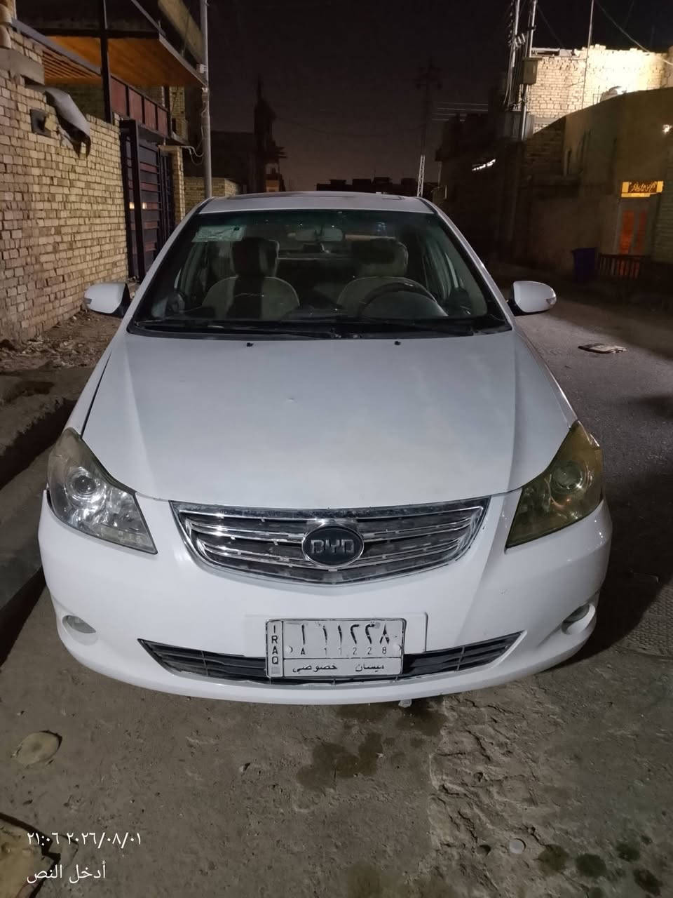 BYD 2013 كير عادي 
مكينة نضيفة 
كهربائيات شغالة 
تبريد شغال 
راعيها يريد تحويل لماعنده تحويل  اعتذر منه *********** اتصال فقط
