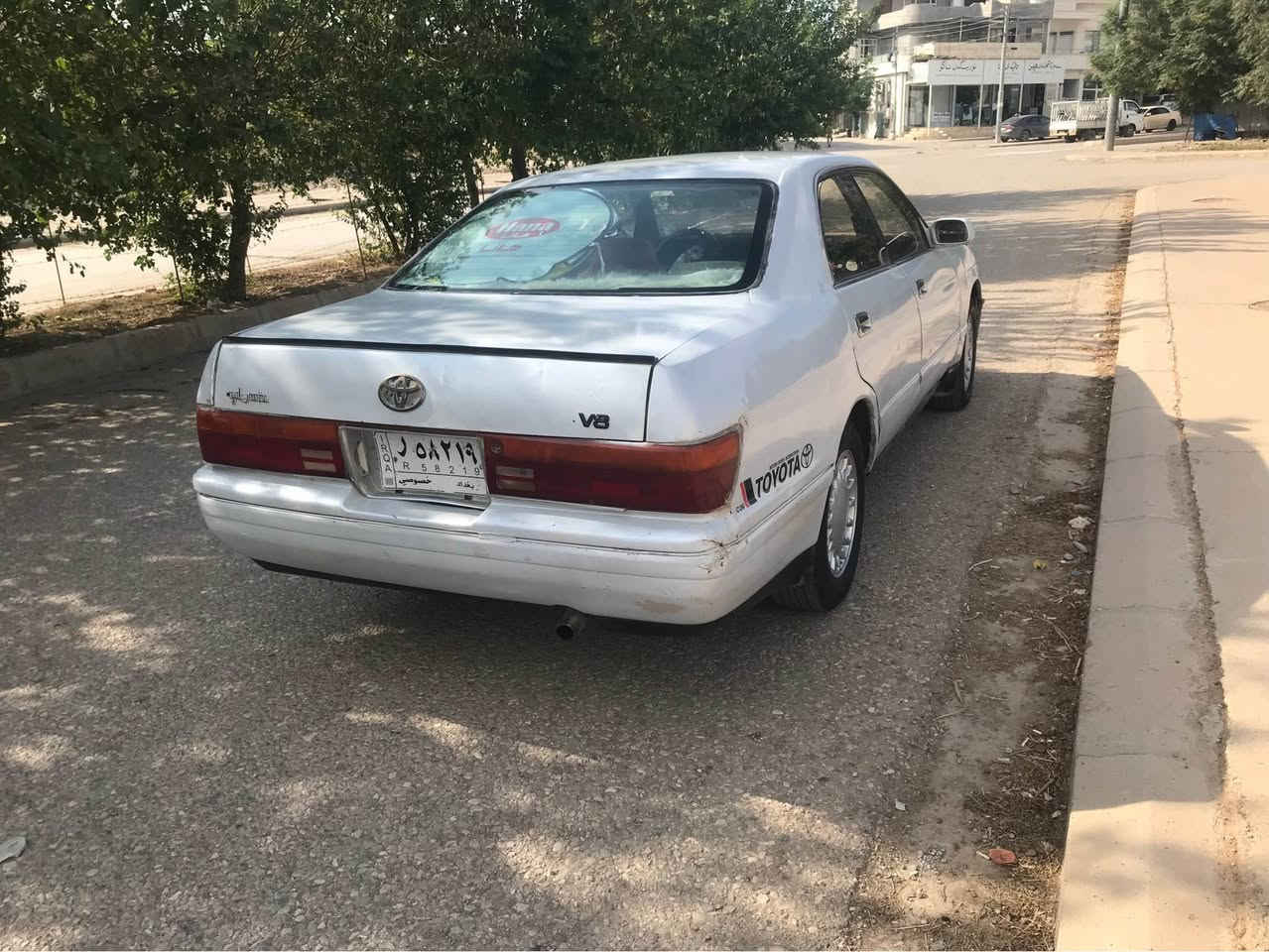 كراون 1994 • جير اتوماتيك • قفل مركزي