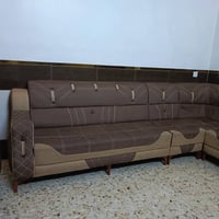 كنب • مستخدم ٥ أشهر • قابل تفاوض