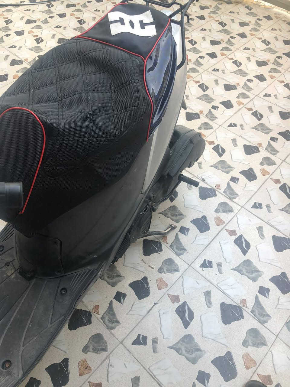 دراجه ادرس يباني 120 جانت تشتغل وكفت لحالها ماعرف بيها للبيع فحم سعر 350 أو مراوس بدراجه شحن المكان فلوجه جبيل *********** واتساب
