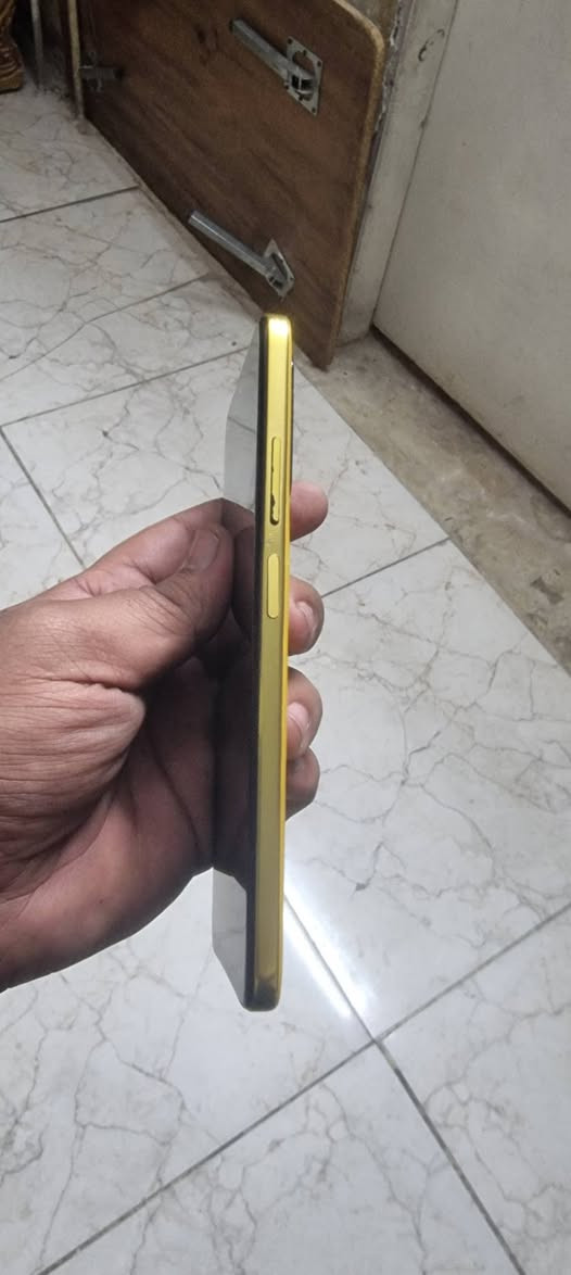 بوكو اكس4 برو • ٢٥٦ • بغداد الشعب