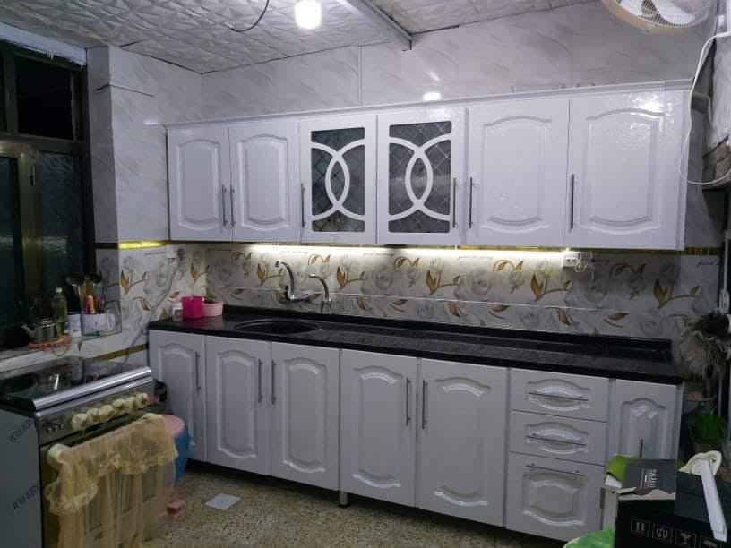 كاونتر قطعتين hdf داخل المنيوم نظيف جدا جدا 
سطح مرمر طبيعي سعر مناسب جدا مستعجل ع البيع ٥٥٠ الف 
مكان بغداد القاهره 
***********
