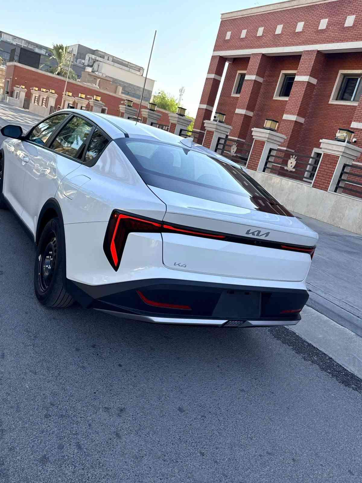 السلام عليكم KIA K4 2025 LX وارد امريكي
بصمة  / هندبريك دكمة  / لايت LED  / مكينة 2000 دوش / شاشة كبيرة متصلة ديجتال   / اوتو هولد / LED امامي وخلفي / قيادة ذاتية / كامرة دوارة / رادار تعديل مسار / اوتو بريك / مود درايف / تحكم ستيرن / كروس سرعة /مانع انزلاق / بلوتوث / اواكس / USB / ماشية 4000mi 
حادثه موضح بلصور مبدل بنيد ومصبوغ فقط السيارة شرط السونار بدون دواخل بدون شاصي بدون لغد ايرباك استيرن 
مكان السيارة بغداد البلديات 
للتواصل *********** 
ملاحضة السيارة بدون رقم دخول جديد
رجاءاً بدون خاص راسل واتساب وبخدمتك
