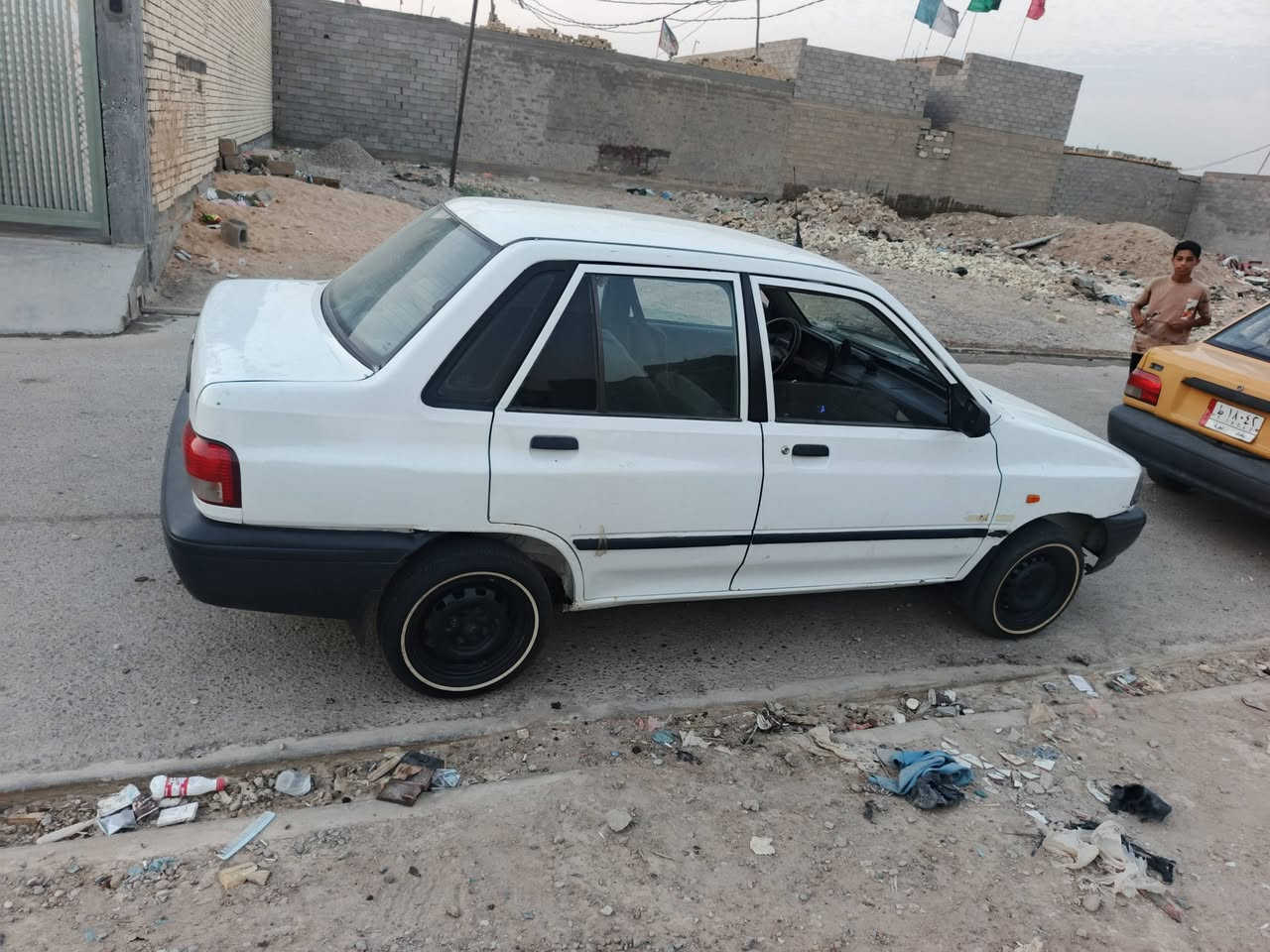 السلام عليكم
سايبا ٢٠١١ للبيع او مراواس بصفره احدث منهاا
السياره مكينه كير خير من الله نقصهاا تبريد فقط
تخم تاير جديد السياره بيهاا صبغ قليل باب السايق والشاصي  جه السايق مصلح والثاني كلشي مابي وصوره موجوده
رقم بغداد انكليزي بأسمي العنوان بغداد السعرر 33 وبيها مجال
الرقم ***********
