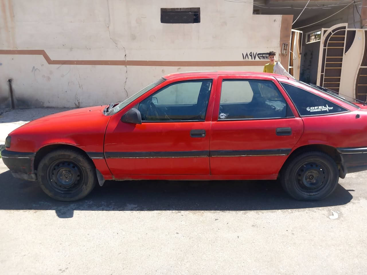 وبل فكترا حجم 18 موديل 92 سنوية عضم جديد الى 28مكينة اثر رخاوة كير شرت السيارة هيكل نضيف شرة  والتحويل من الشرعي استرين بور كاربون ورقة متوقف السعر 32وبيها مجال رقم الهاتف ***********
