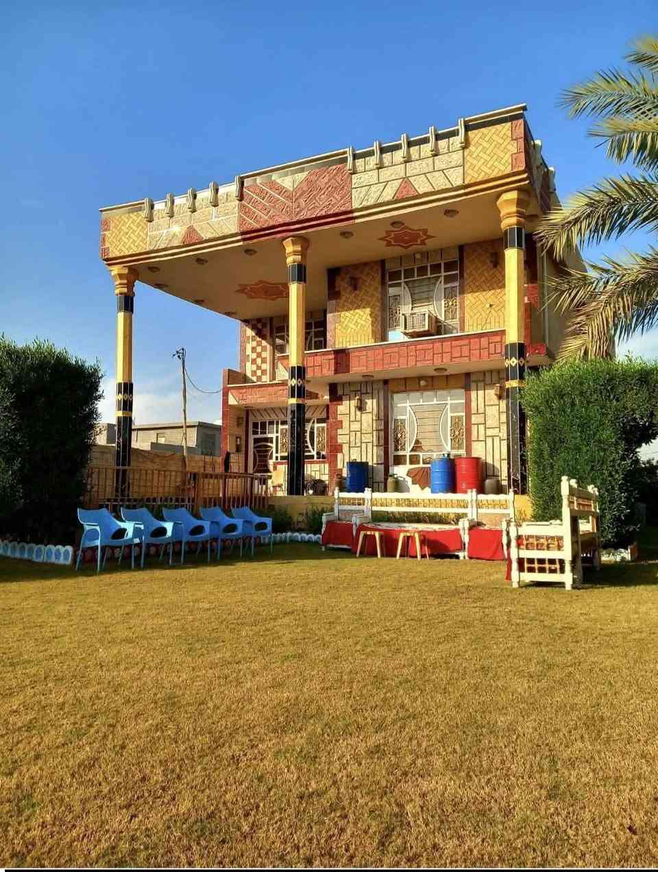 حياكم الله بيت للبيع مساحة نصف دونم يعني 1250 متر البيت يحتوي على 6غرف نوم مع استقبال مطبخ  سند 25 ببغداد الراشدية قرب البحيرة قريب الناحية للتواصل والاستفسار اتصل ***********
***********

نص مكتوب في الصور:
- ٢٠٢٥/٠٨/١٠ ٠٢:٣٣ ص
- ٢٠٢٤/٠٤/١٦
- ٠٨:٣٥ ص
- المزيد
- حذف
- تعديل
- تفضيل
- مشاركة