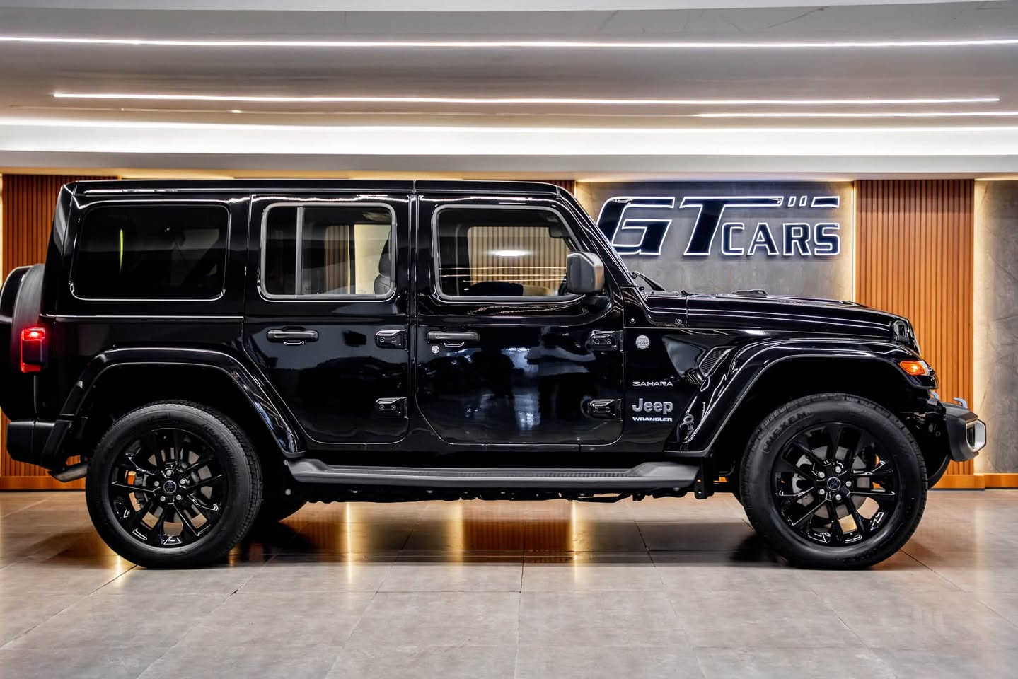 رقم السيارة : شمالي 22
موقع السيارة :دهوك 
نوع السيارة : جيب رانكلر jeep wrangler صحارى
موديل السيارة : 2024
المسافة المقطوعة: 32.000 ميل 
محرك 4 سلندر هايبرد بانزين كهرباء

مواصفات: SAHARA 

بصمة تشغيل 
بصمة ابواب 
تشغيل عن البعد 
كراسي تدفئة 
ستيرن تدفئة
كراسي جلد
رادار وتحديد سرعه 
مداخل تايبسي USB للجوال
لايت زينون + بك لايت LED 

ملاحظات: بدون صبغ 2 PDR ايرباك ستيرن سستم سيارة جديده 

للأستفسار :📞

***********
