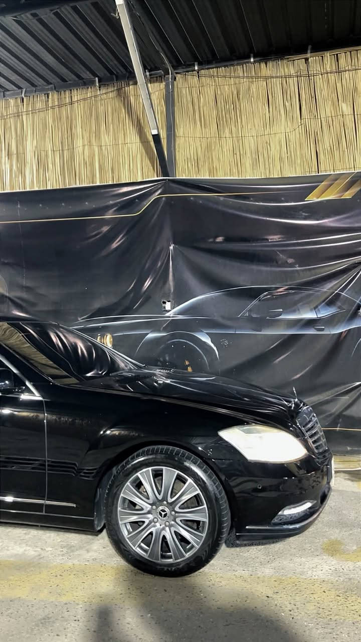 مرسيدس 2010 s350 فول كفالة عامة رقم بغداد شبه مميز رباعي بغداد
بوب شفط ناظور ليلي خمس بردات تدفئه تبريد كشنات كراسي كهرباء امامي خلفي جوبلس سيارة بحالة ممتازه مال جناي 
مكانة كربلاء 
السعر 220 وبي مجال
***********
