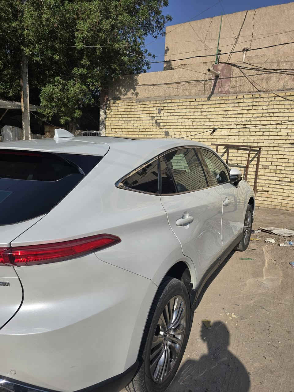 فينزا 23 لمتد رقم بغداد فول مواصفات
بنيد مبدل ومصبوغ 
بيها pdr كلش قليل بالباب جه السايق
 
(ماشيه 185 الف ميل )
السياره على ايدي من الاستيراد لحد الان 

سعرها 205 وبيها مجال
رقم الشاصي بالصور 

***********
بغداد حي العامل
