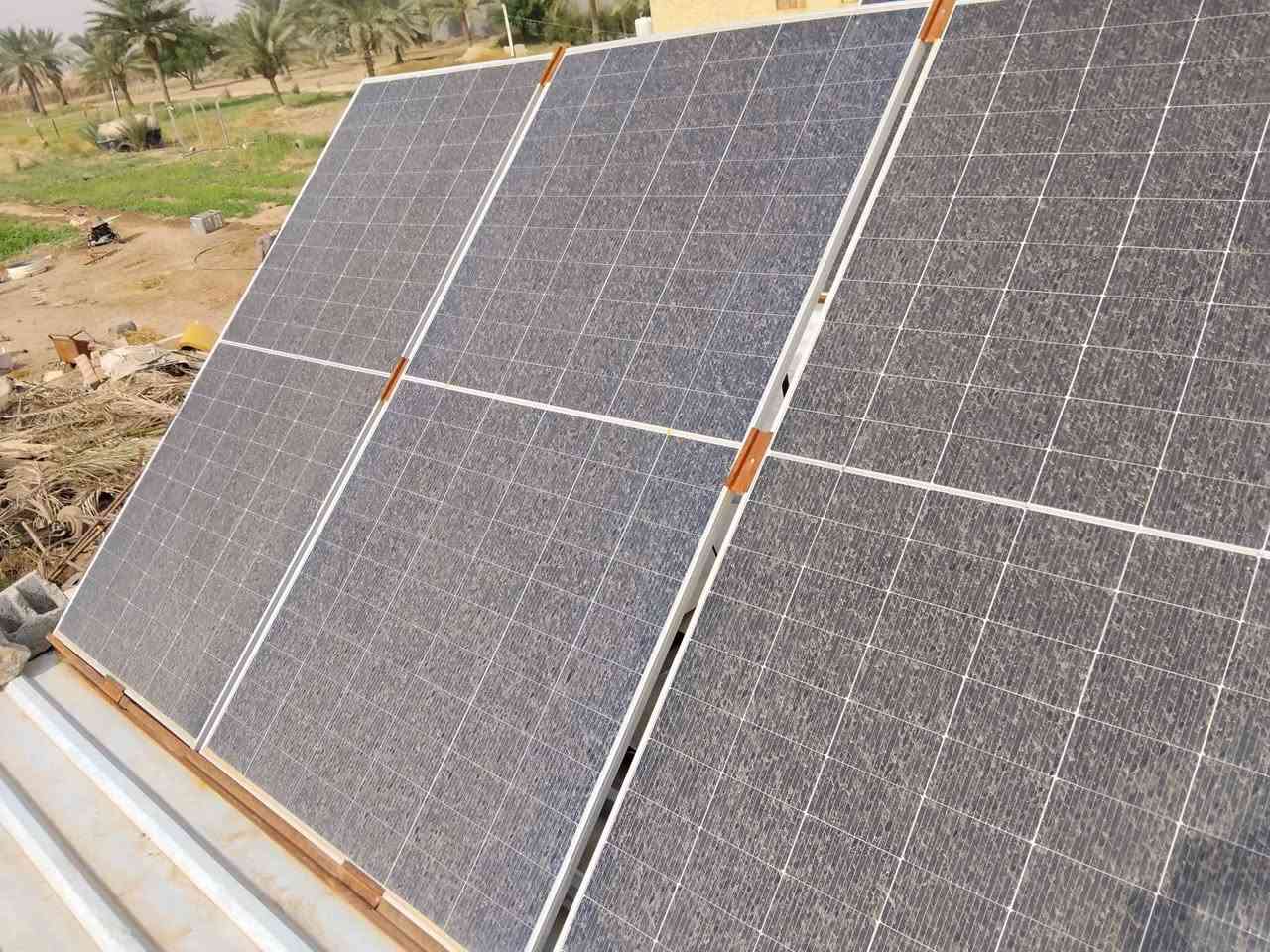 منظومه شمسية • جينكو ٦٢٠ واط • بطاريات ٤×٢٤٠ أمبير
