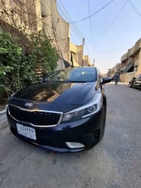 كيا فورتي موديل 2018   رقم بغداد حادث جاملغ خلفي صبغ  ماشية 154  نص مو...