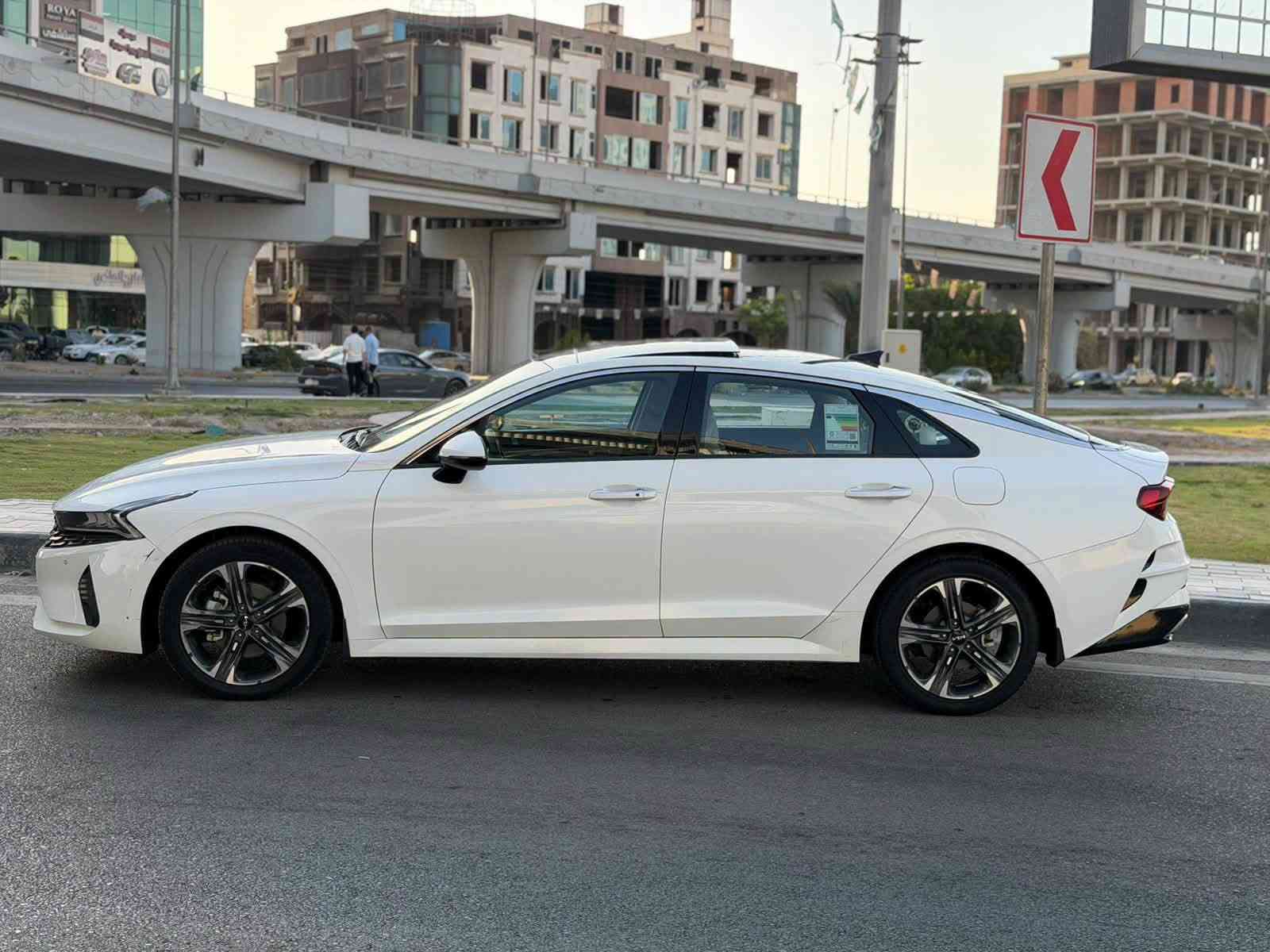 الــسلام علــيكم
كي فايف K5 2023
خلـــيجـي وكــالــة الدولية 
مكينه 2000
مكفوله كفاله عامه 
بااسمي من الزيرو مطلعها على ايدي
فول الفول بونراما 
الســعر 193 وبيها مجال بسيط

اي استفسار ***********☎️
مــكـاني بغــداد الــدورة📍
