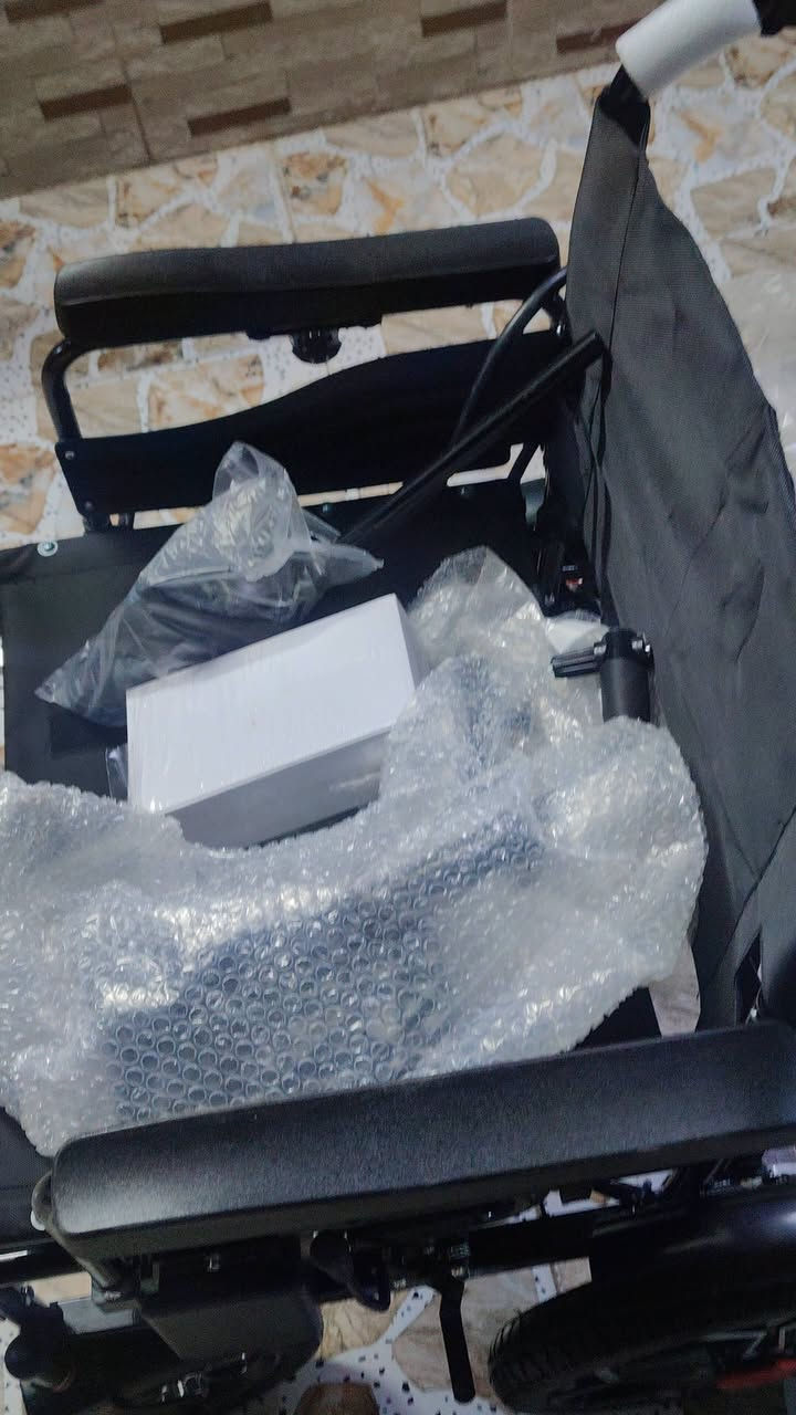 السلام عليكم ورحمة الله وبركاته عربانة معوقين للبيع جديده بالكارتون السعر450 الشراي يتصل *********** الموقع قرية اشريعة وكل الهلا بالشرايه
