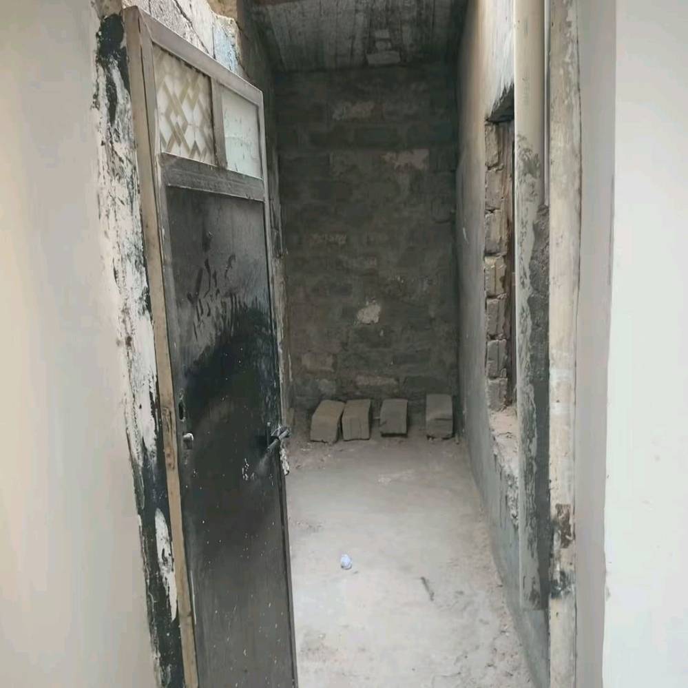 الفلوجه اجبيل • مشتمل • غرفة صالة