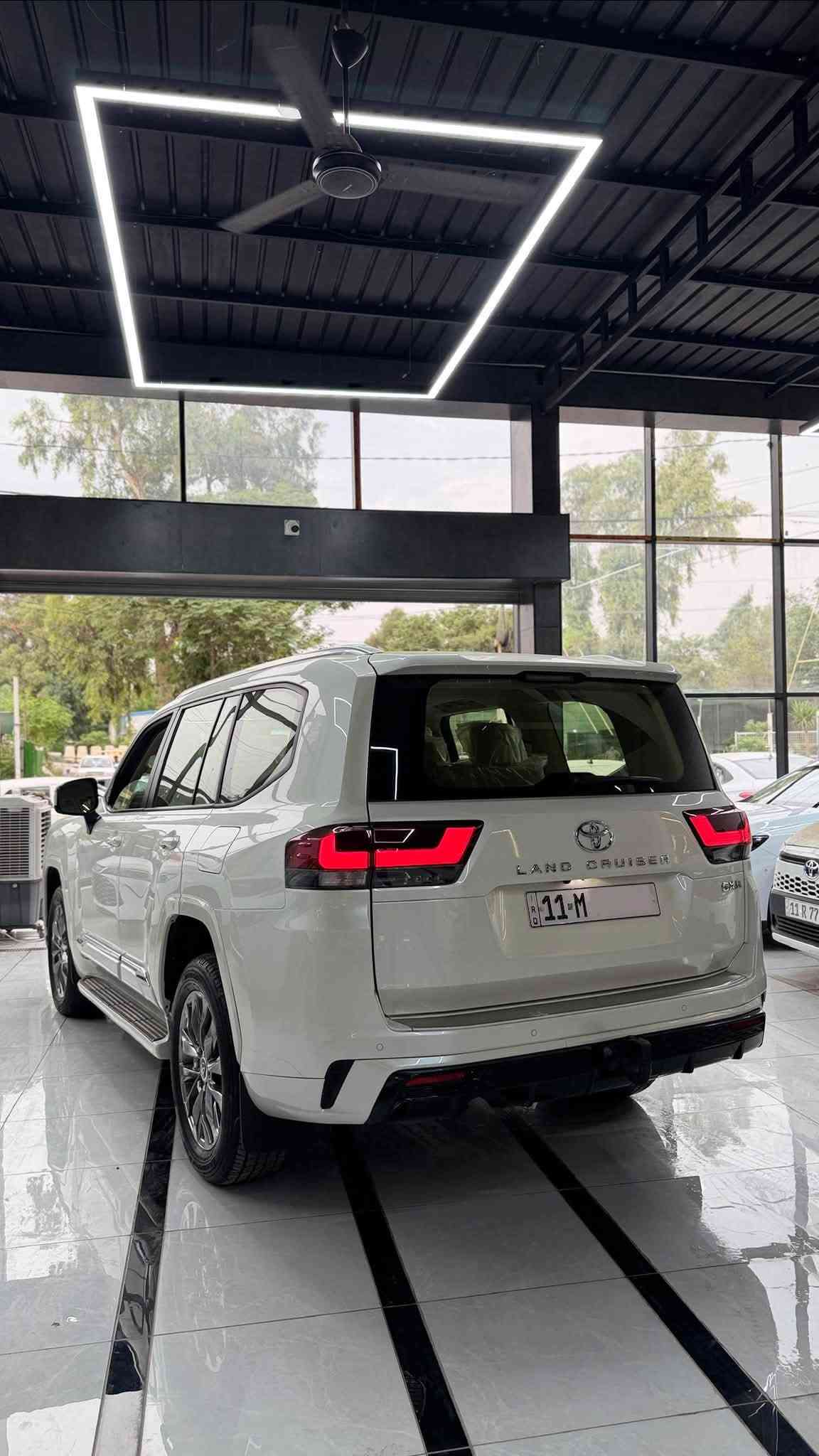 الاندكروز بريم • ٢٠٢٣ • ماشيه ٣٠٠٠٠