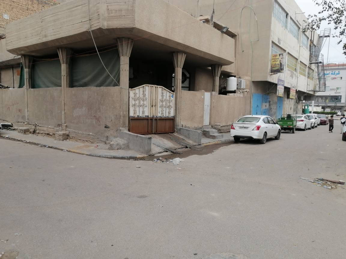 البصرة • ركن • ٢٢٠م