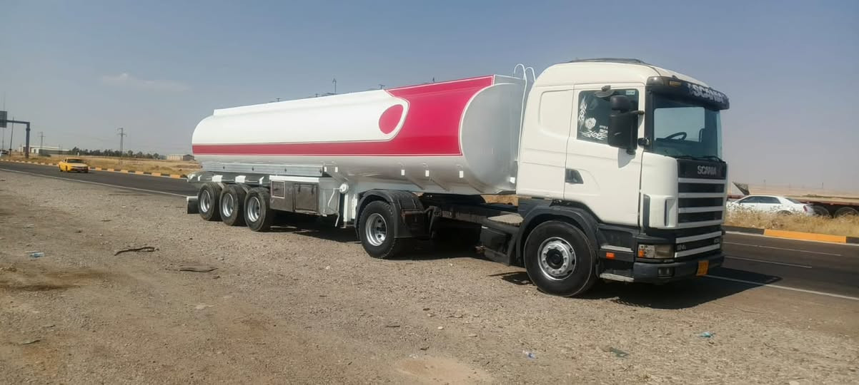 لبيع اسكانيه موديل 2002 تنكر فحل اتريد كامل اتريد بس راس السعر 225 وبي مجال عنوان طوز  ‭***********‬
