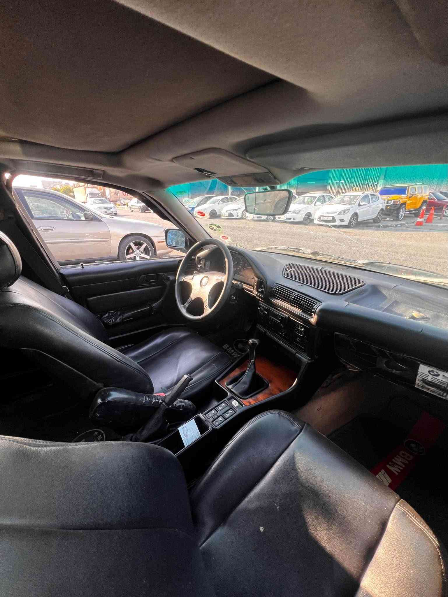 Bmw 1990 525 
گێڕعادی گامە لۆ جوانی بێ لێدران
٥٨ وەرەقەو مەجال أربيل, العراق
