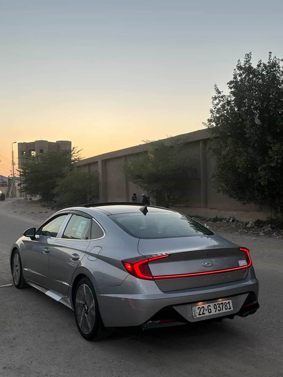 هيونداي سوناتا (2022) فول مواصفات
وبسعر البلاش
• اللون سلفر فضي
ب الممشى 110000 كم
• رقم أربيل بإسمي تحويل مباشر
٥ المحرك 1.6 لتر تيربو
٢٠ فتحة سقف بانوراما
• نظام الترحيب
* نظام قيادة آلية وتحديد مسار
) كروز كنترول ذكي مثبت سرعة راداري
*
رادار أمامي وخلفي مع خاصية التوقف الذاتي رادار النقطة العمياء على المرايا الجانبية كشنات جلد كهربائية مع التدفئة
ستيرن رياضي جلد مع شفتات خلف المقود شاشة لمس كبيرة تدعم كار بلاي وأندرويد أوتو عداد ديجيتال بالكامل
BOSE نظام صوتي
شحن لاسلكي للموبايل
كاميرا خلفية عالية الدقة
كير تاتش أزرار
نظام أوتو هولد وسايد بريك دكمة بصمة تشغيل وأبواب مع التشغيل عن بعد تبريد ثنائي المناطق
حساس مراقبة ضغط الإطارات
نظام التحذير لوجود أغراض بالمقاعد الخلفية مرآة رؤية خلفية ذاتية التعتيم
Drive Mode وضعيات قيادة متعددة

رقمي *********** البصرة, العراق
