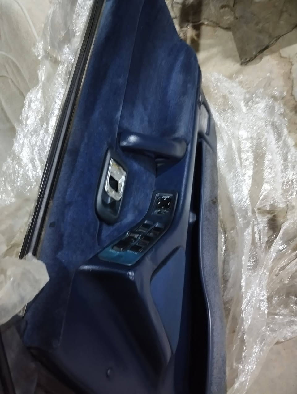 بطاين أرنب سيدان العنوان بصرة ***********

نص مكتوب في الصور:
- HONOR X9d