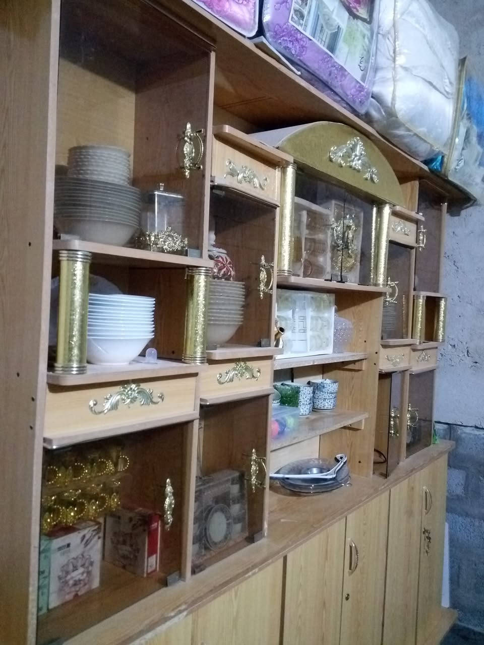 معرض للبيع • بروانة • قرب مول فراس النعيمي