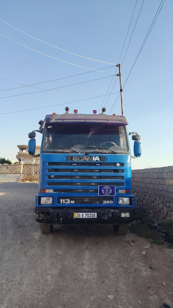السلام عليكم سكانيا للبيع113مكينه ٨٨بم عادي كير/900/3/3/ ***********
