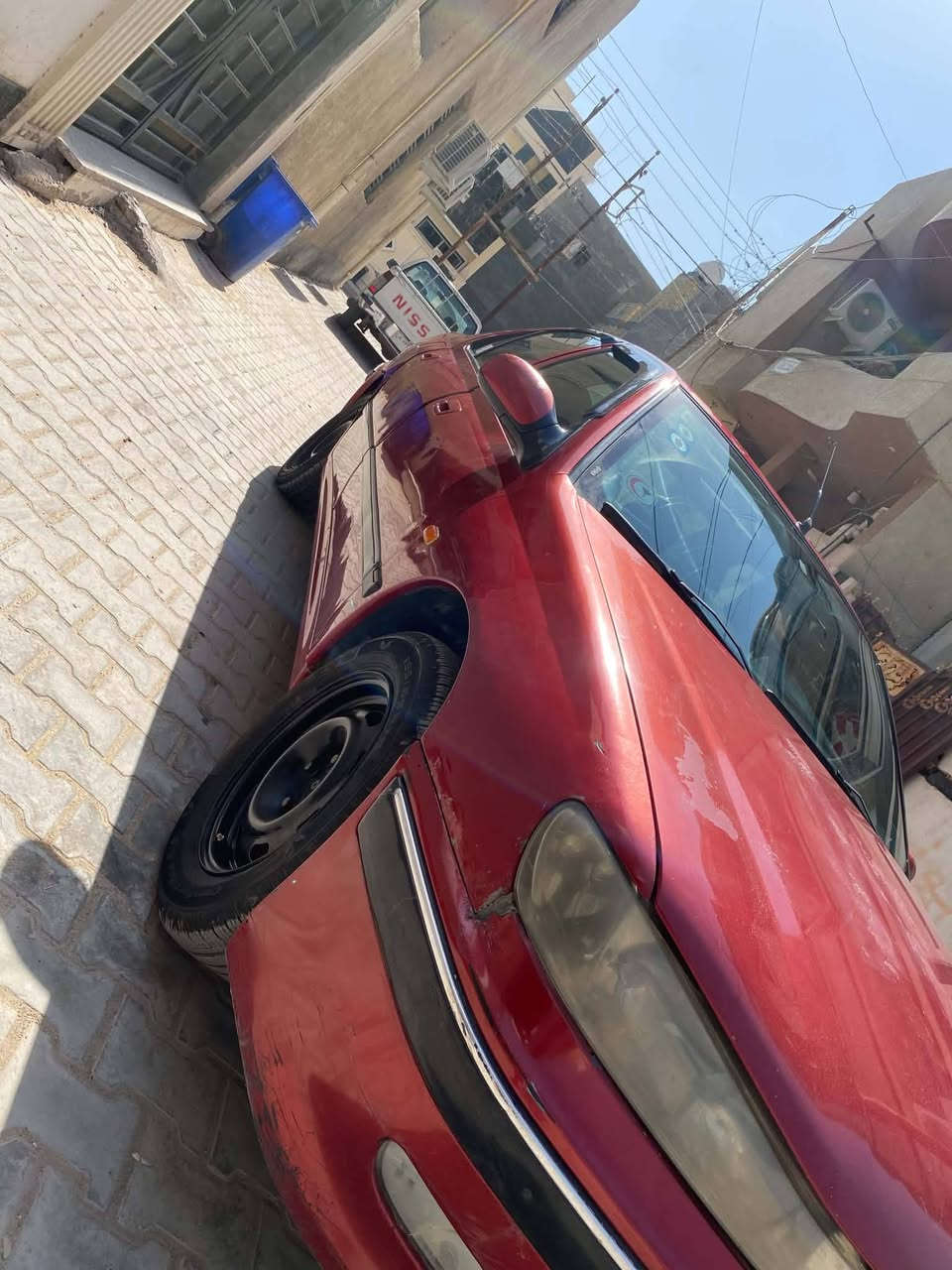 بيجو فرنسي ٤٠٦
مديل ٢٠٠٠١ 
بيه خيط تبخير
كير عادي
تحويل ثاني يوم 
سياره جاهزه مابيه نقص 
تبريد ثلج خير من الله شلعه معدل 
تخم تاير 
باتري جديد عليه ادامه سياره
سعر ٤٢ وبيه مجال 
مكاني بغداد الدوره
*********** التلفون
