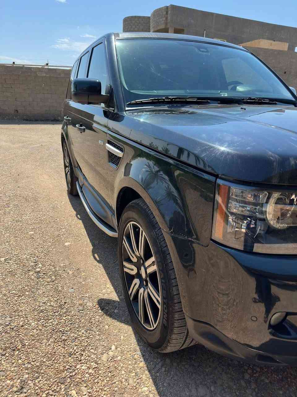 السلام عليكم للبيع رانج روفر ٢٠١١
السعر 145  وبيه مجال للشراي 
***********
خليجي وكالت سردار السياره ماشيه ١٥٠
رقم مميز تحويل 
السياره بيه جاملغ أمامي مصبوغ كلير بدون حادث ولا معجون ولا بارد كير محرك مكفولات 
محرك العادي مو سوبر المرغوب 
بيع مستعجل
