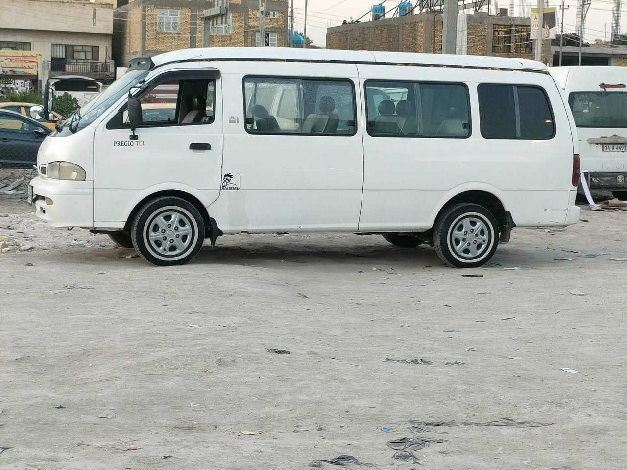 كيه بريجو للبيع بسمي السياره موديل 2006  السعر 93 الرقم ***********

