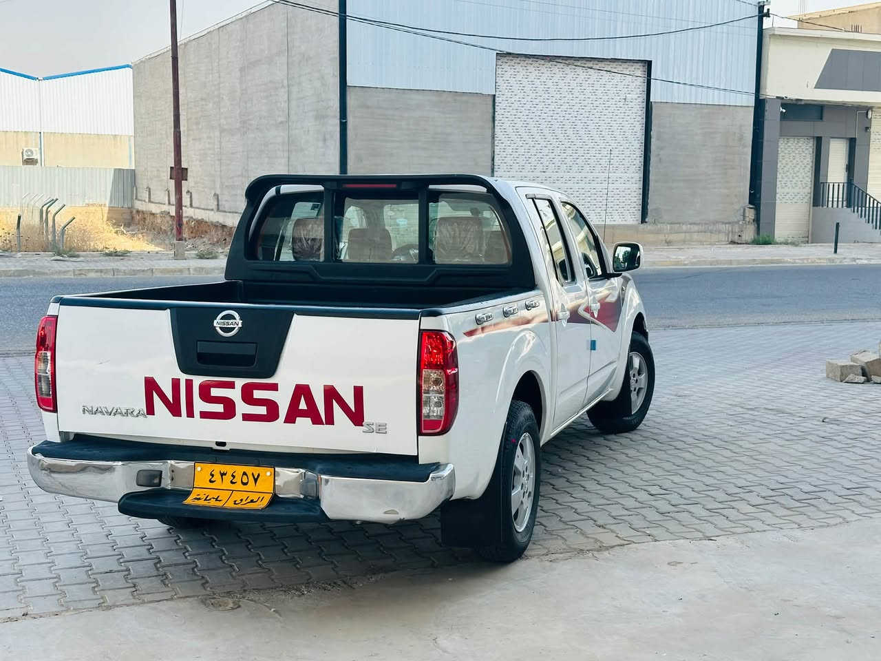 نيفارا موديل ٢٠٠٩ مكفول كفالة عامه من صبغ فقط ٣ مكان  بارد اصغير محرك گير بشرط گير عادي سيارة بسمي شرط تحويل دفتر بنزين موجود ٤ طايرات جديد صدر جديد سعرها ٩٢ بي مجال بسيط عنواني كركوك اسكان ورقة فحص موجود 
اسيا   :    ***********
