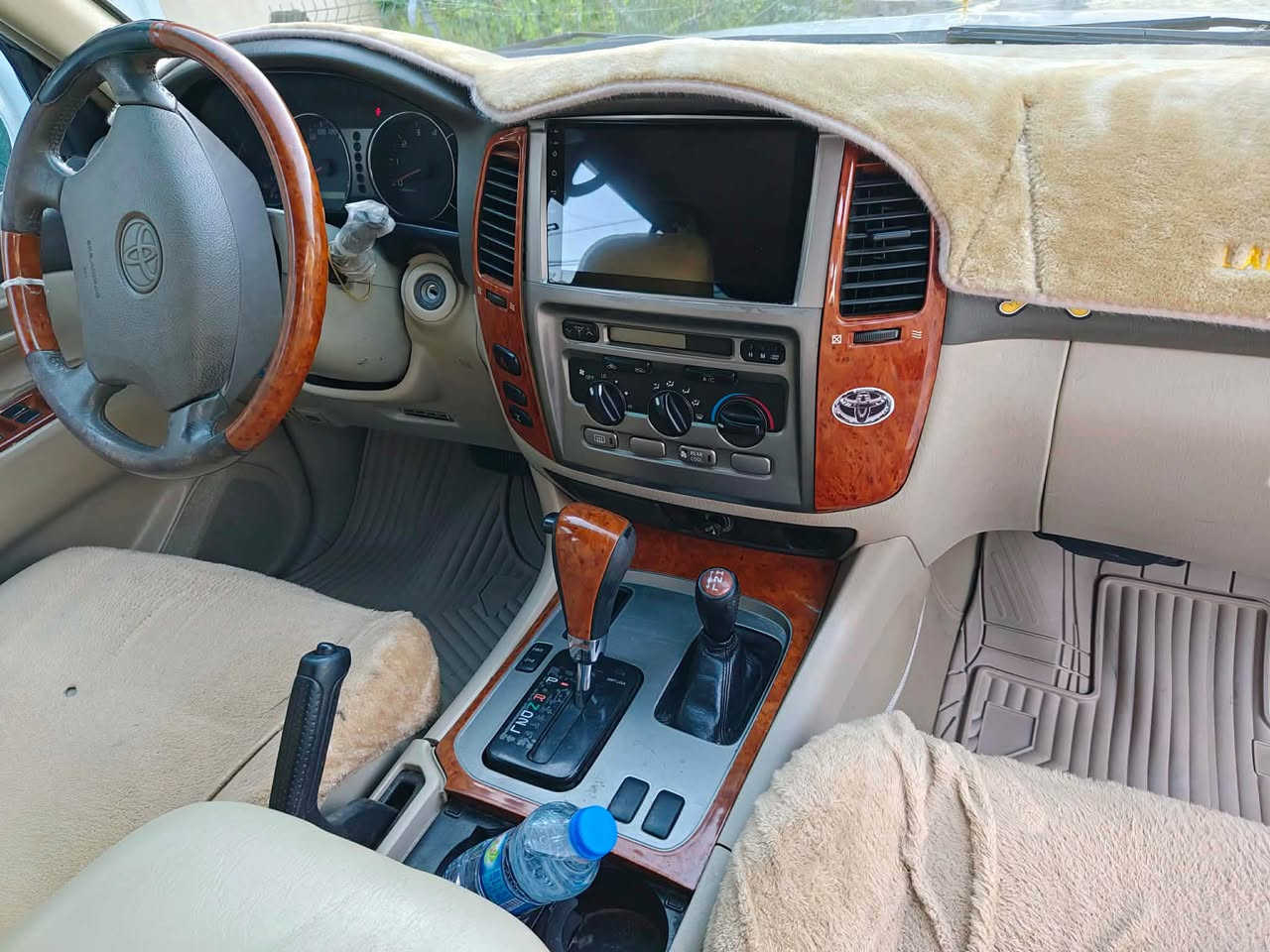 بسم الله الرحمان الرحيم
 مونيكا  سبخ عام فول فول موصفات صقف سلايت ديفلوك  محرك v6 تايرات جديد اي عيب مابيه روبع دينار مصرف مابي  موديل 2007 كير محرك ب شرط  كله بشرت سنويه جديد السعر 150 بي مجال  مكاني كركوك  رقم ***********
