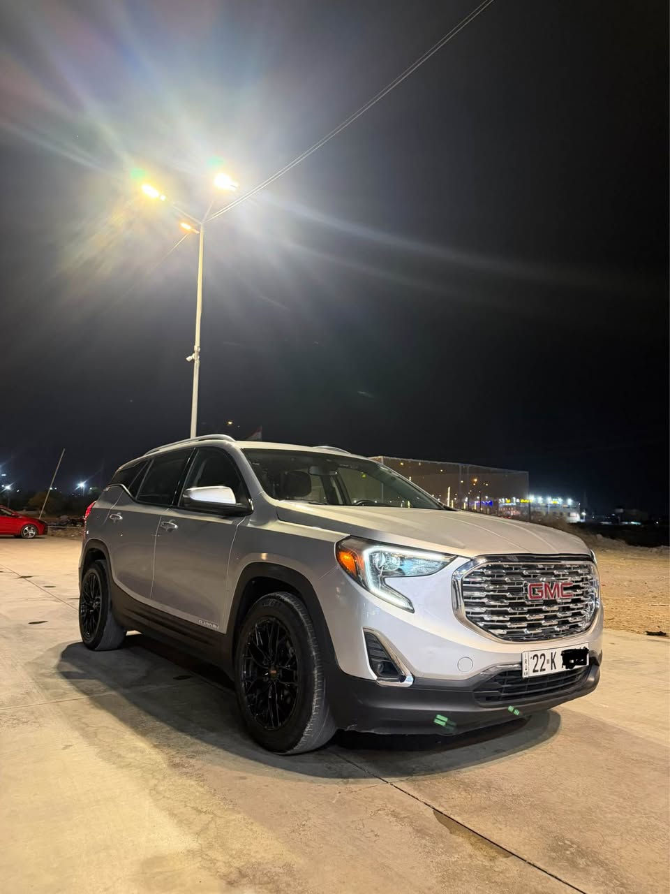 GMC TERRAIN 2021
سەیارەکە ٢ پارچەی هەیە 
لای سەکن تۆزێک هەیتی بێ شانسی 
ئێڕباگ سوکان و شان سیستەم 
سەیارەکە قەپات مواسەفاتە 
کوشین جلد و سارد و گەرم 
دەبڵ ئەکسل و ڕادار و بەردی گزۆز هەمووی بەشەرت 
گێڕ و مەکینە و کارەباییات هەمووی بە شەرت 
ڕەقەم و سەنەوی نوێیە 
سعری ١٣٠ وەرەقە و مەجالەکی کەم 
*********** أربيل, العراق
