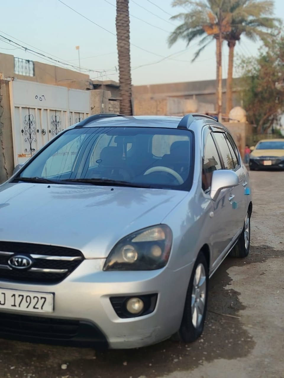 السلام عليكم كيا رندو 2008 رقم بغداد بأسمي محرك 6 سلندر تبريد تدفئه تخم تاير مكينه كير خير من الله مصبوغه بسبب الجراد وارد امريكي باقي التفاصيل الاتصال بالارقام *********** واتساب مكاني بغداد ابو غريب

