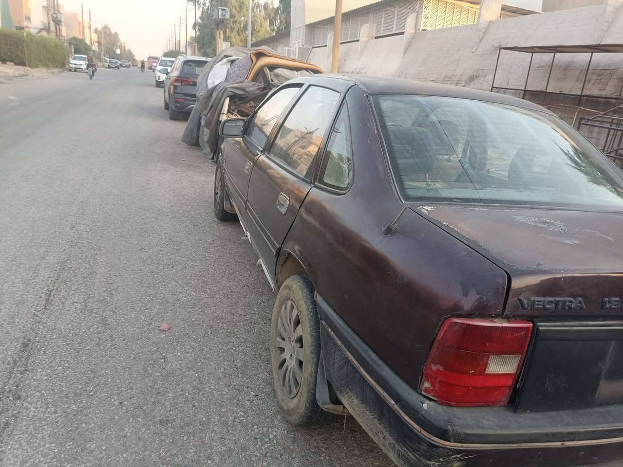 فكترا 18موديل 1991 كير ومحرك   شرط بي صبغ جمالي  سنويا جديده رقم جديد كابون  السعر 32 وبي مجال ***********
