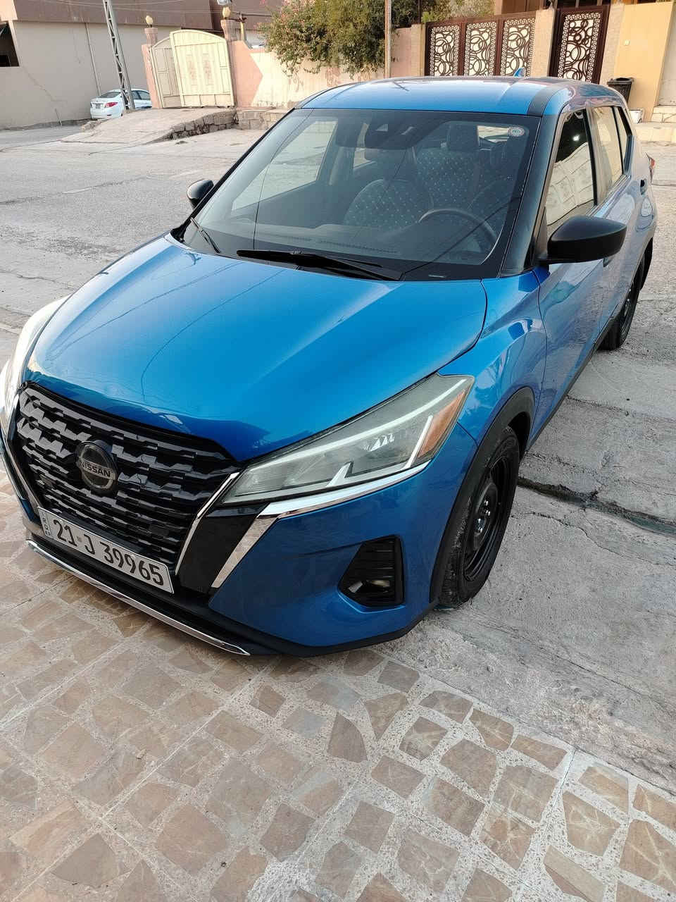 نيسان كيكس 2021 مواصفات S
رقم شاصي(3N1CP5BV7ML535949)
بيها جاملغ صبغ وشبر بونيت وشبر باب سائق 
سيارة جاهزة 
سنويه  لحد 2028 بسمي ودفتر بنزين

مكاني كركوك 
125$ وبيه مجال***********
