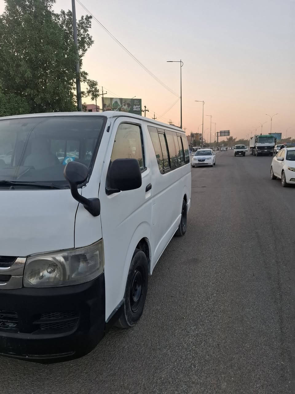 🚐 للبيع هايس 2007 – 
🔹 الموديل: 2007
🔹 المحرك: بنزين VVT سعة 2700
🔹 القير: عادي
🔹 الدفع: خلفي
🔹 اللون: أبيض
🔹 عدد الركاب: 14 راكب
🔹 المحرك والكير: مجفّات جديدة، صارلها تقريباً 5 أشهر
🔹 السيارة معمّرة بالكامل جديد
🔹 صبغ جديد بالكامل – طالعة من الصبغ البارحة
🔹 الشواصي: نضيفة وفول، ما بيها أي ملاحظات
🔹 الكهربائيات: كلها شغالة
🔹 شاشة + مسجل
🔹 تخم تايرات جديد
🔹 السيارة ما بيها قطره خياس
🔹 رقم ميسان
🔹 السيارة باسمي وتحويل مباشر
السياره مصفره ماعليها غرامات لا هيئه ولا مرور 
📞 للاستفسار: [***********]

البيع للجادين فقط،
