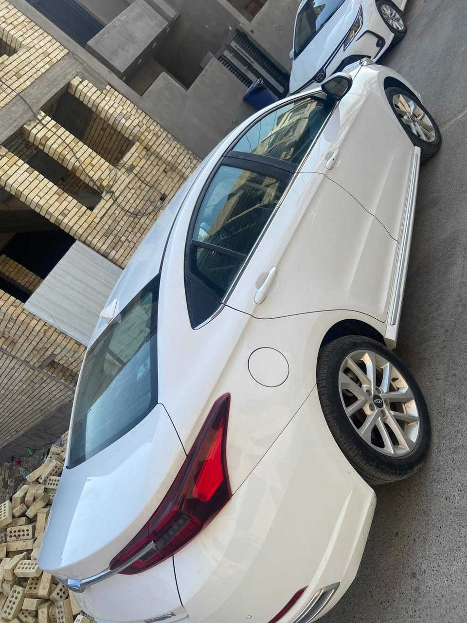 سلام عليكم ...
سيارة 🚙 شيري موديل 2022 - مكينه 1500 تيربو - بيها وضع الايكو والسبورت -
ماشيه 19,000 كيلو  بعدها زيرو بس بيها صبغ بالبنيد كد شبر - السعر 110$ وبيها مجال للشراي -مكانها بغداد -بغداد الجديدة
للتواصل ***********
