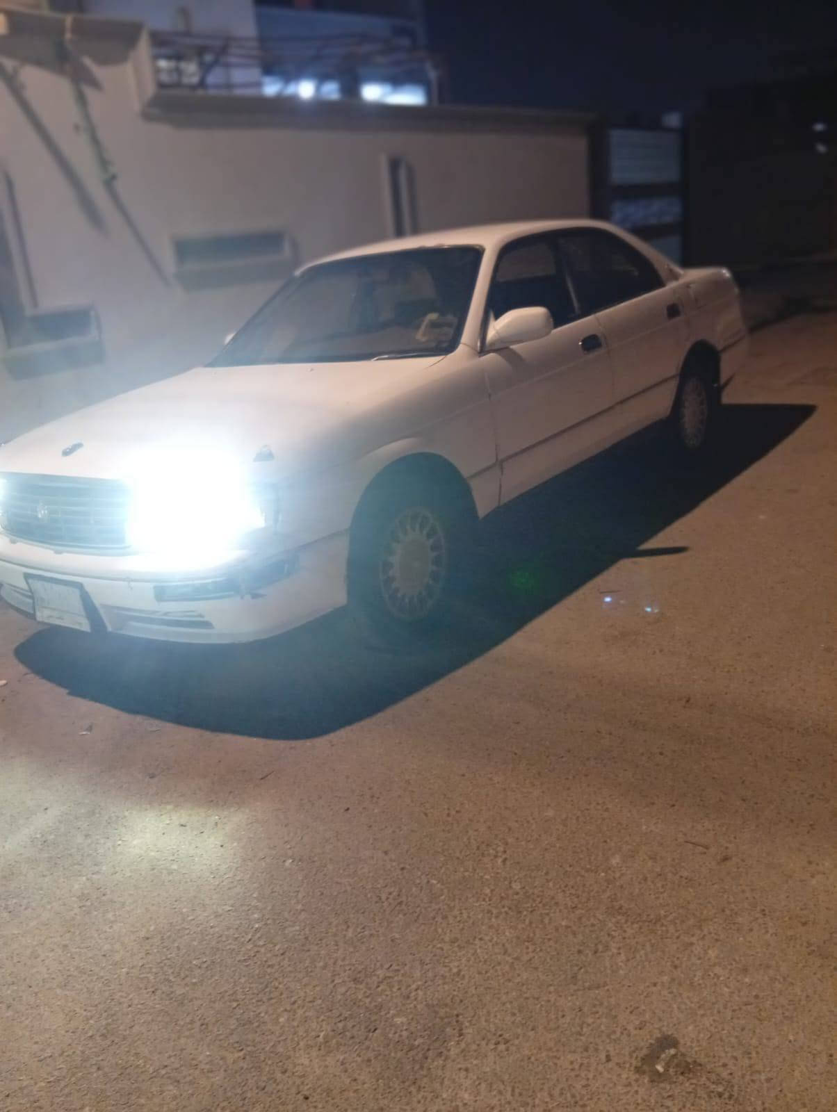 سياره بطه كير ومكينه جدد مكفوله من الكصه بس ما مكفوله من النقل سياره تخم تاير بديها جديد راعيها موجود كبل تحويل السعر 28 بيها مكان قليل حك الچيه سياره جاهزه حداده مكاني البصره القبله الرقم ***********
