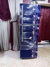 ثلاجه • ١٨ قدم • نظيفه جدا