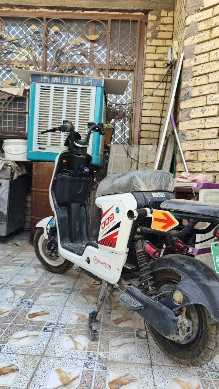 سلام عليكم شباب درجه شحن 009 واحد جمبزه لبيع نقص فقط بطاريات سعر 200 وبيه مجال  العنوان بابل محاويل للاستفسار اتصل ***********
