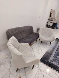 طقم ٣ قطع • قنفة + ٢ كراسي • مستخدم