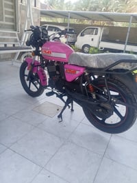 ديوان • ٢٠٠ • ٢٠٢٢