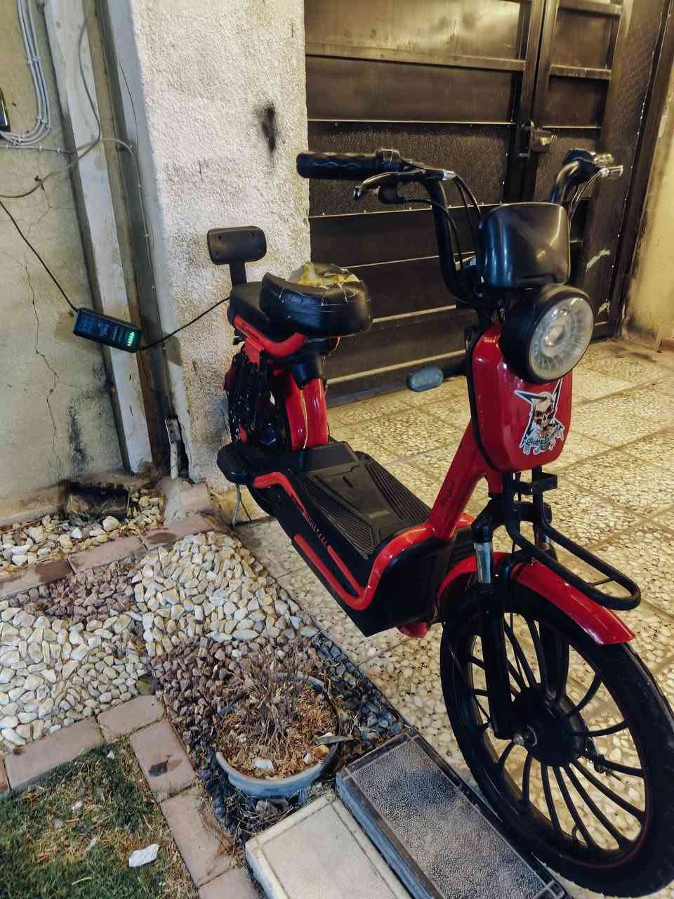 سلام عليكم 🤎
دراجه شحن اللبيع 🤍

حجم 20 🥷

نضافه فولل تعال وشوفه 🤎

اربع بطاريات 🙅🏻‍♂️
العنوان/بابل النيل 
السعر خاص 🤎
الاستفسار على رقم 
‏‪***********
