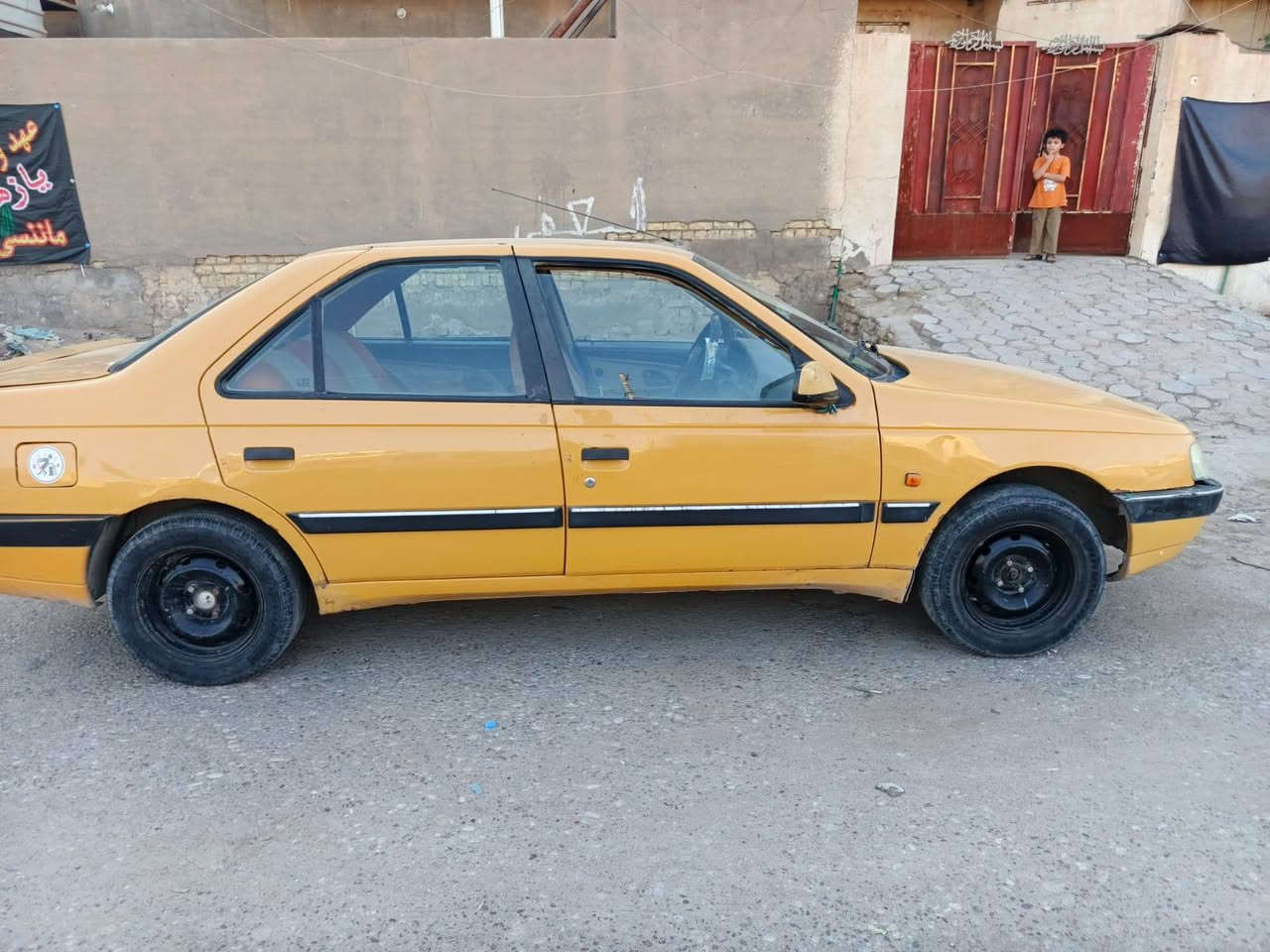 سلام عليكم بيجو450سنويه 2028تبديل بيها بنيد وجاملغ سعر٣٠ورقه وبيها مجال تحويل عنواني مغربه *********** اتصال على هذا الرقم
