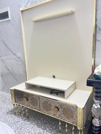 غرفة • مستعملة • ٦ أشهر