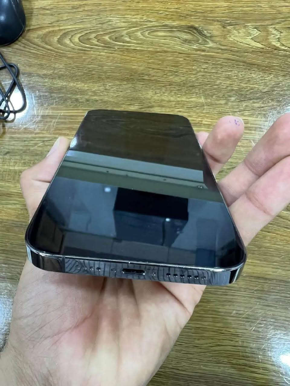 للبيع آيفون 13 برو ماكس أمريكي لون اسود ذاكره 256 و بطاريه 79 جهاز مكفول ما بدل اي قطع بيه شرط فحص سعره 720 مكاني نجف رقمي ***********
